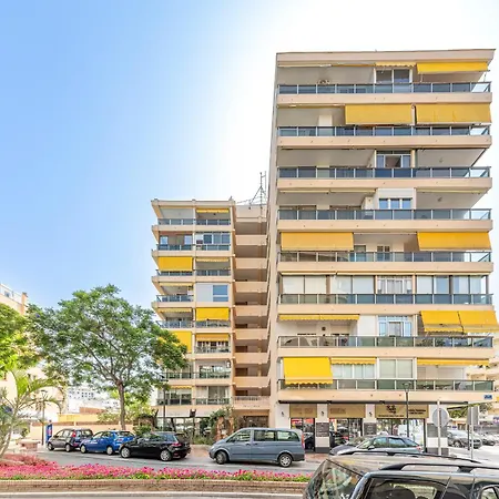 El Faro Deluxe Apartment