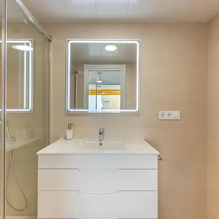El Faro Deluxe Daire Marbella