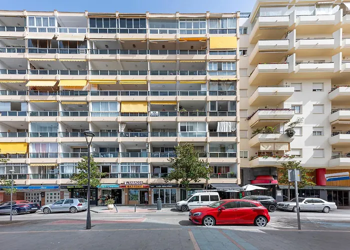 El Faro Deluxe * ماربيا